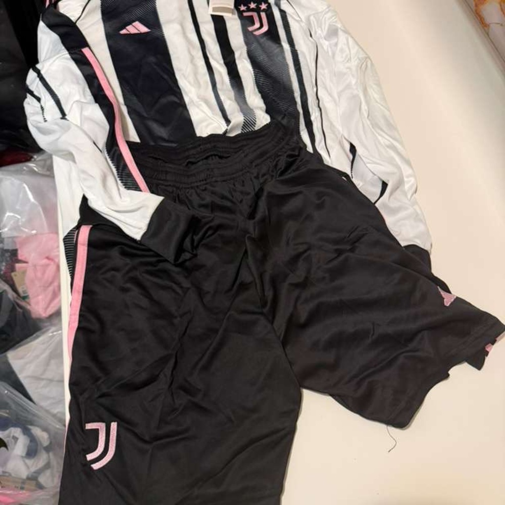 Juventus Black and White Jersey and Shorts Set Size L